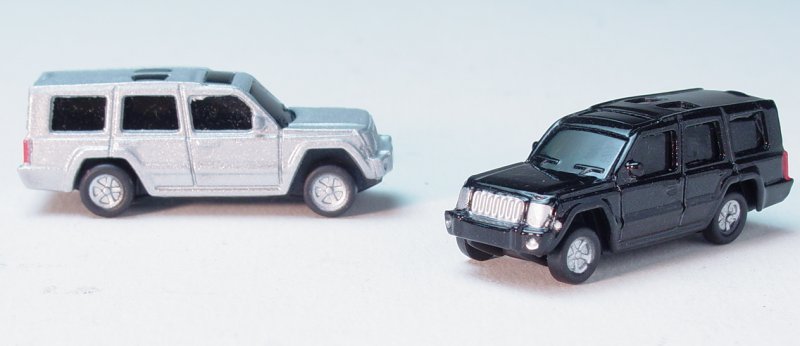 Suntory Coffee promo Jeep Commanders - Click to Enlarge