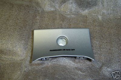 Passenger Air Bag Indicator Light Panel (with light socket removed)