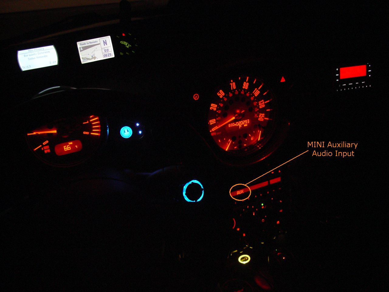 MINI Cooper - Auxiliary Audio Input