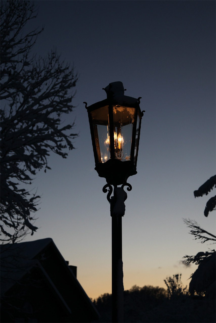 Click to Enlarge - Greystone Street Lamp and Dusk