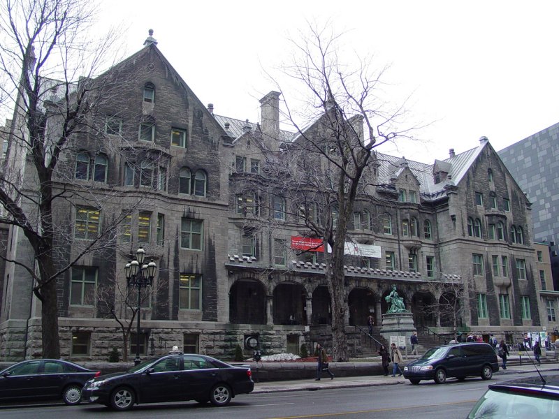 McGill University on rue Sherbrooke, Montreal
