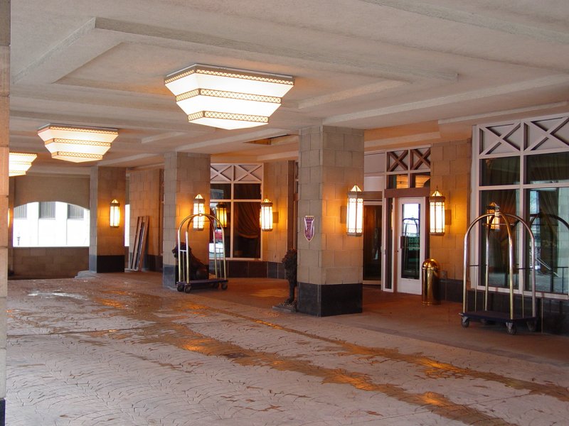 Palace Royale Entrance