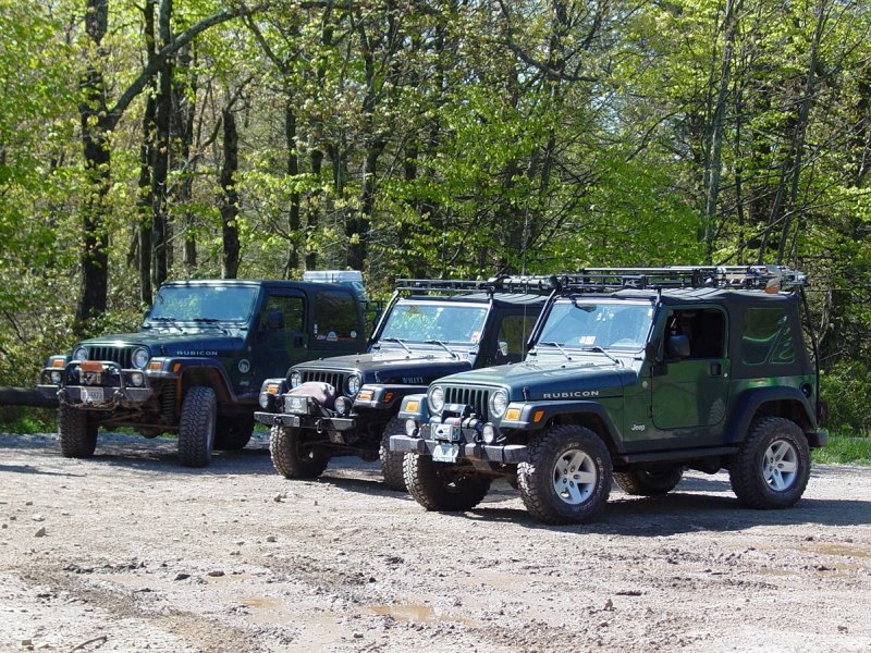 Tom, Paul and Cline's Jeep at Cline's Hacking