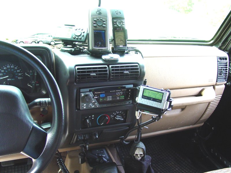 Dash with GPSr's and Satellite Radio