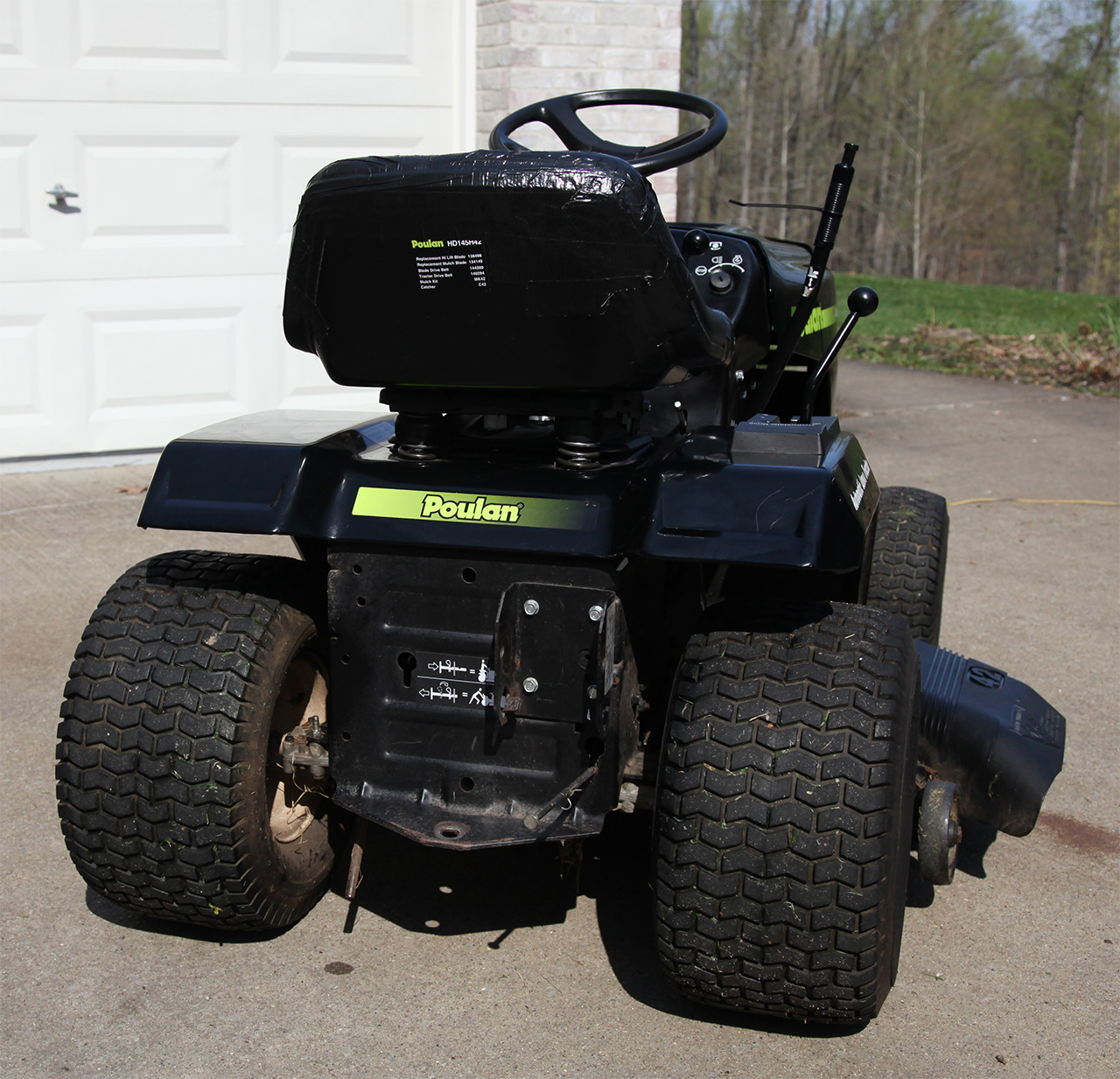 Poulan 450 lawn online mower