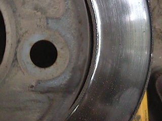 Worn but un-grooved rotor